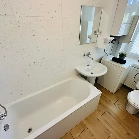 Nw Pokoje 10 Minut Pieszo Do Centrum Apartment Sopot