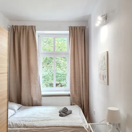 Nw Pokoje 10 Minut Pieszo Do Centrum Apartment *