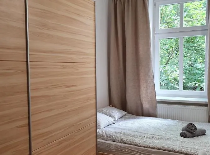 Nw Pokoje 10 Minut Pieszo Do Centrum