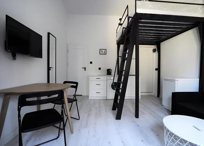 Nw Pokoje 10 Minut Pieszo Do Centrum Appartamento